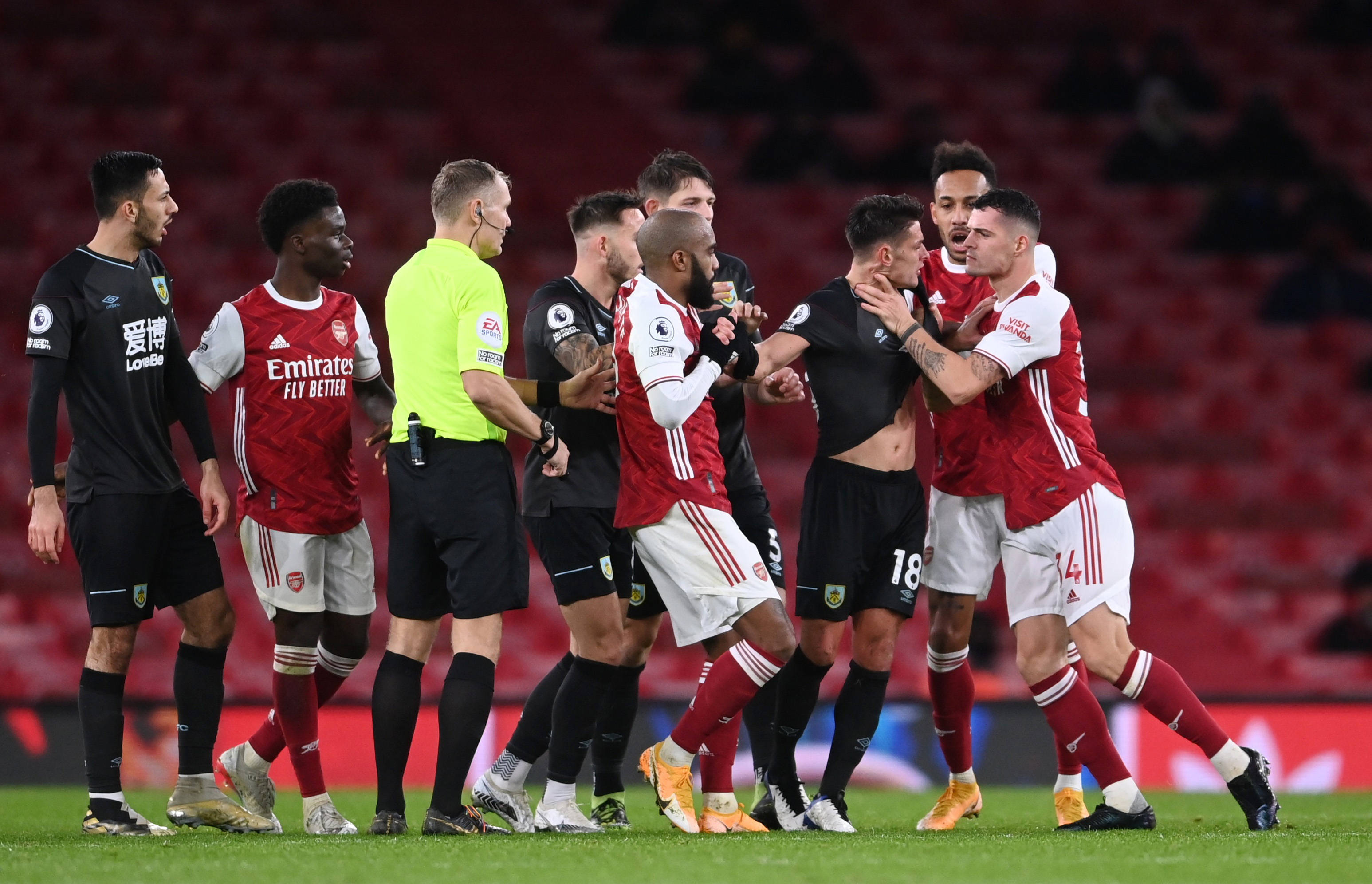 略构思充满 略构思充满